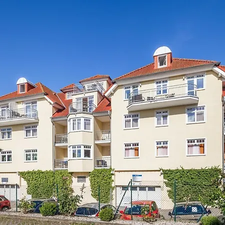 Hanse 305 Apartment *