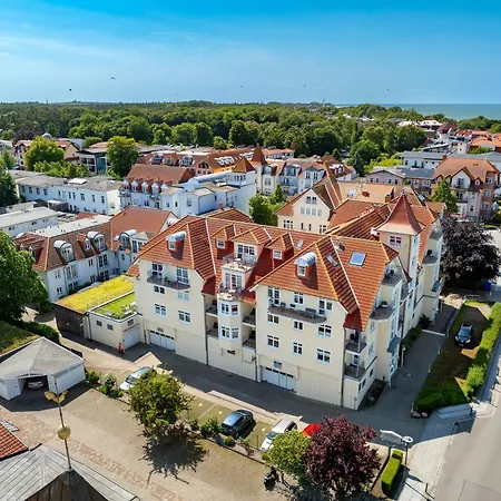 Hanse 305 アパート *